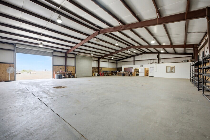 More Photos Of 1125 N Lowell Rd, Golden Valley General Retail For Lease