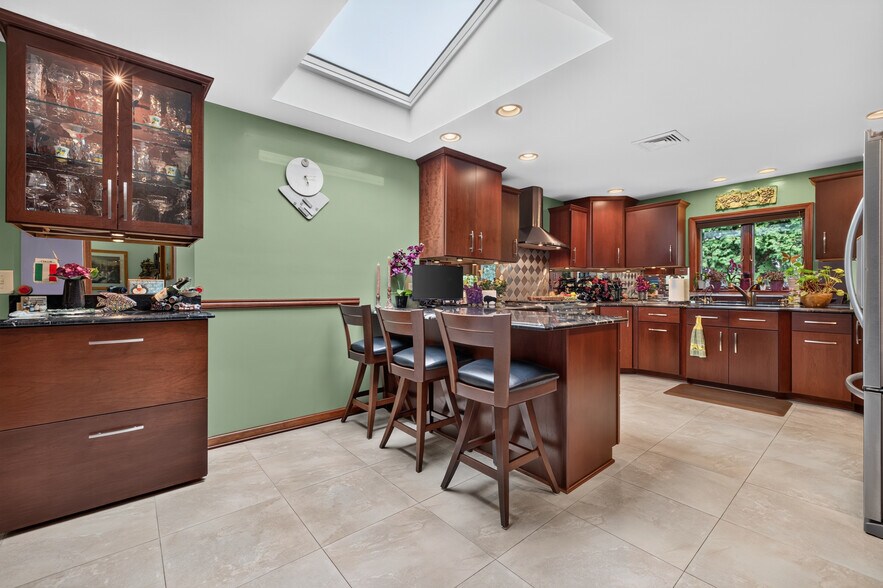 More Photos Of 3405 Orchard Park Rd, Orchard Park Office Residential For Sale