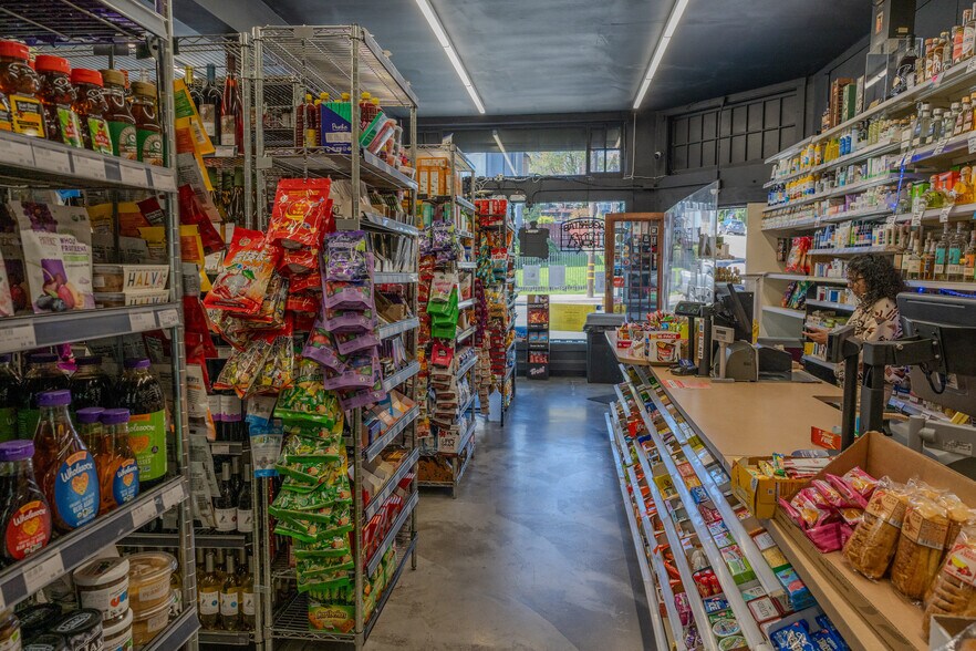 More Photos Of 3210 Harrison St, Oakland Storefront Retail Residential For Sale