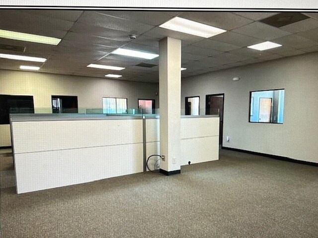 More Photos Of 203 S Jupiter Rd, Allen Light Distribution For Sale