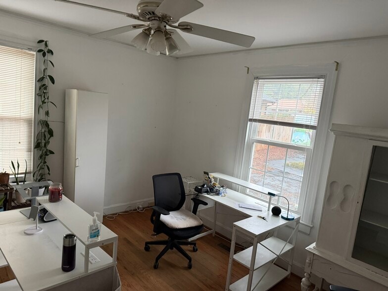 More Photos Of 2603 W Carver St, Durham Office For Lease