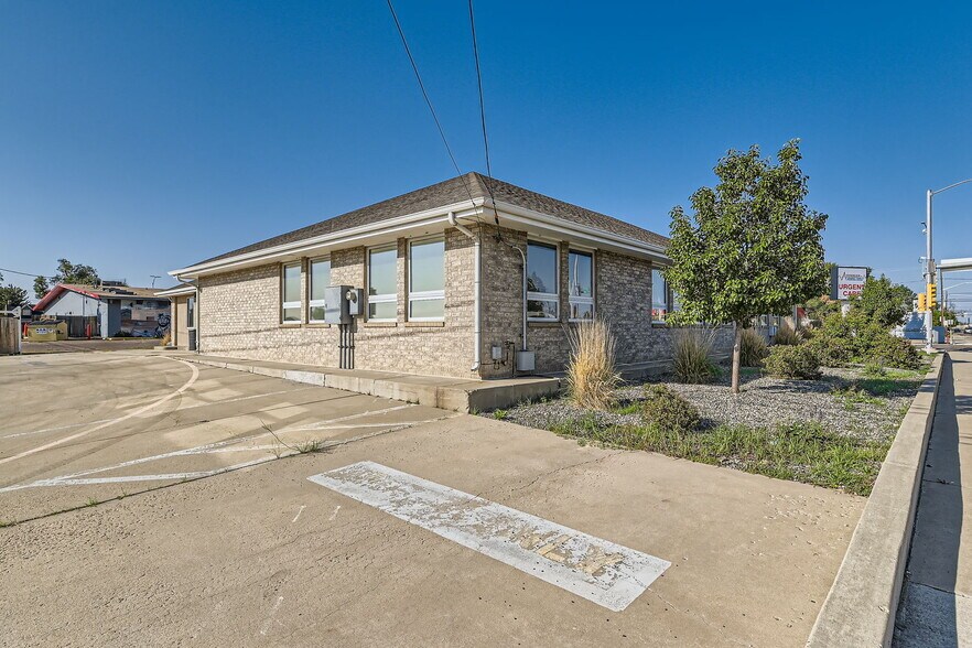 More Photos Of 112 S Denver Ave, Fort Lupton Medical For Lease