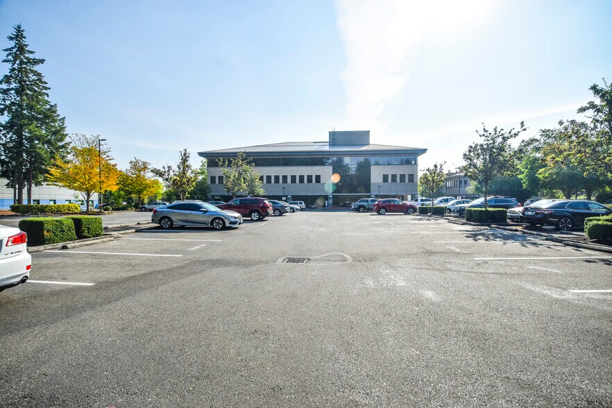 More Photos Of 4200 6th Ave SE, Lacey Office For Lease