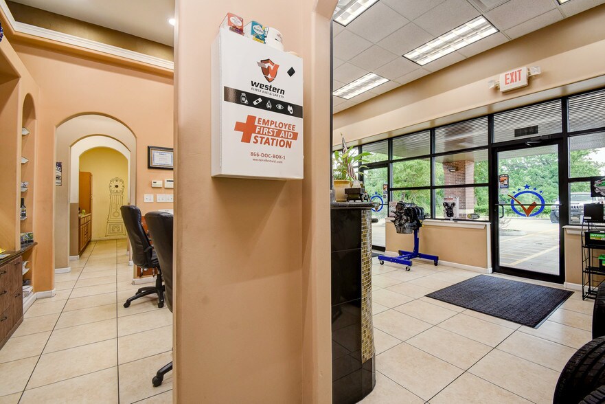 More Photos Of 1141 Us-90-Alt Hwy, Richmond Auto Repair For Sale