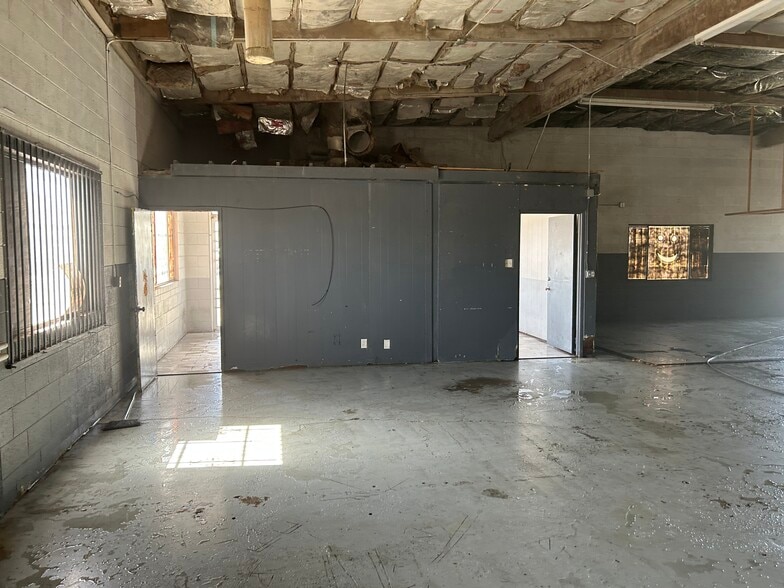 More Photos Of 3046-3064 N 30th Ave, Phoenix Warehouse For Lease