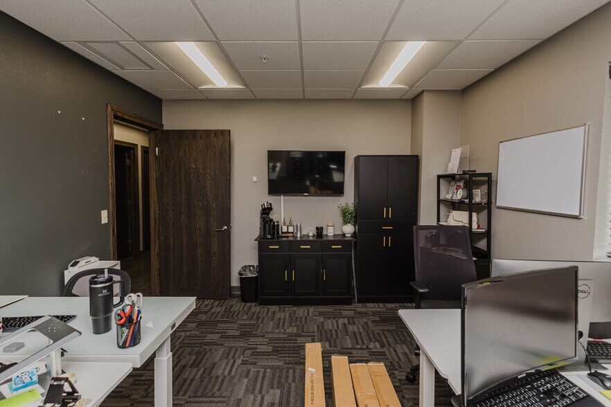 More Photos Of 429 S 119th St W, Wichita Office For Sale