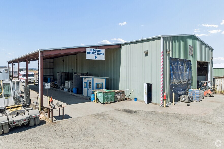 More Photos Of 3923 Old Salem Rd NE, Albany Truck Terminal For Sale