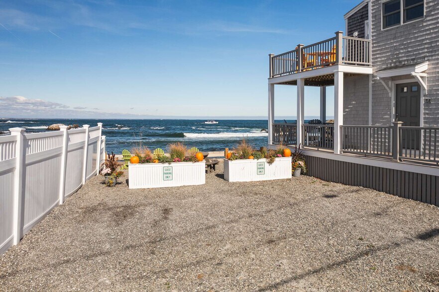 More Photos Of 3 Harbor Lane, Ogunquit Apartments For Sale