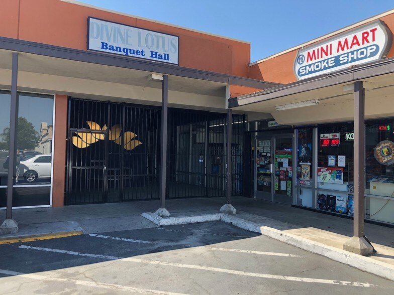 More Photos Of 7206-7226 Florin Mall Dr, Sacramento General Retail For Sale