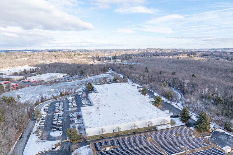 More Photos Of 1-5 Sassacus Dr, Westborough Warehouse For Lease