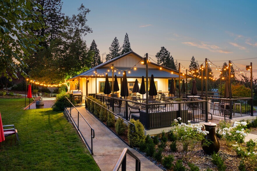 More Photos Of 2875 Larsen Dr, Camino Winery Vineyard For Lease