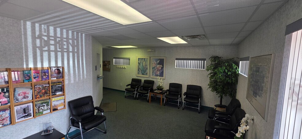 More Photos Of 2739 E Grand River Ave, Howell Medical For Sale