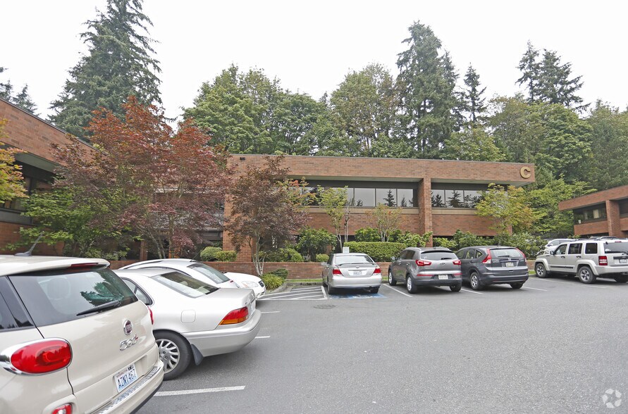More Photos Of 2330 130th Ave NE, Bellevue Office For Sale