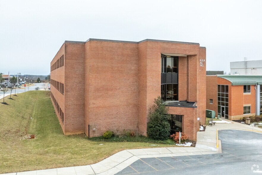 Primary Photo Of 295 Stoner Ave, Westminster Medical For Sale