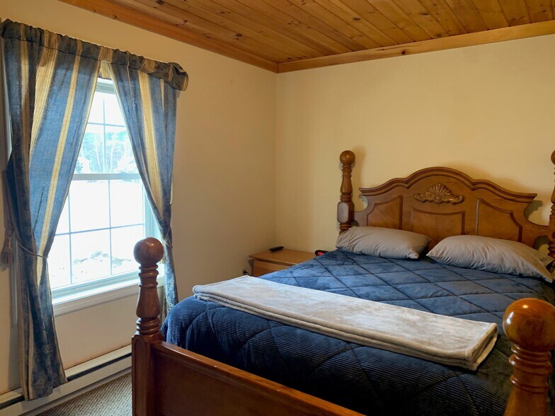 More Photos Of 159 Mayville Rd, Bethel Restaurant For Sale