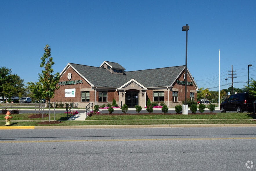 Primary Photo Of 175 Thomas Johnson Dr, Frederick Bank For Lease