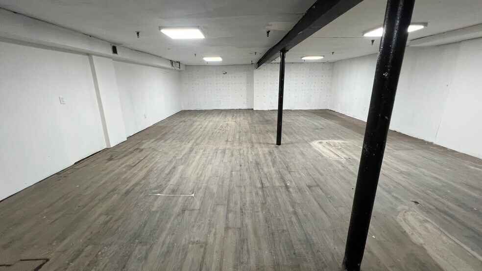 More Photos Of 3845-3847 Tenth Ave, New York Storefront For Lease