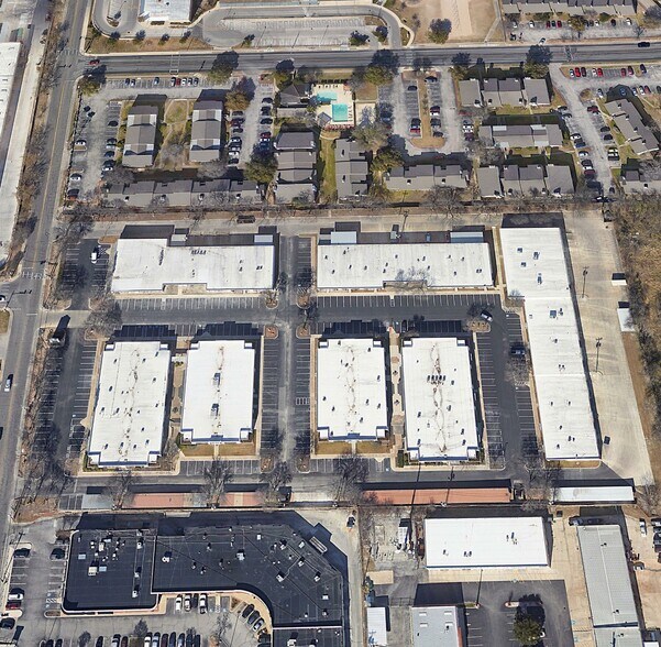 More Photos Of 140 Heimer Rd, San Antonio Unknown For Lease