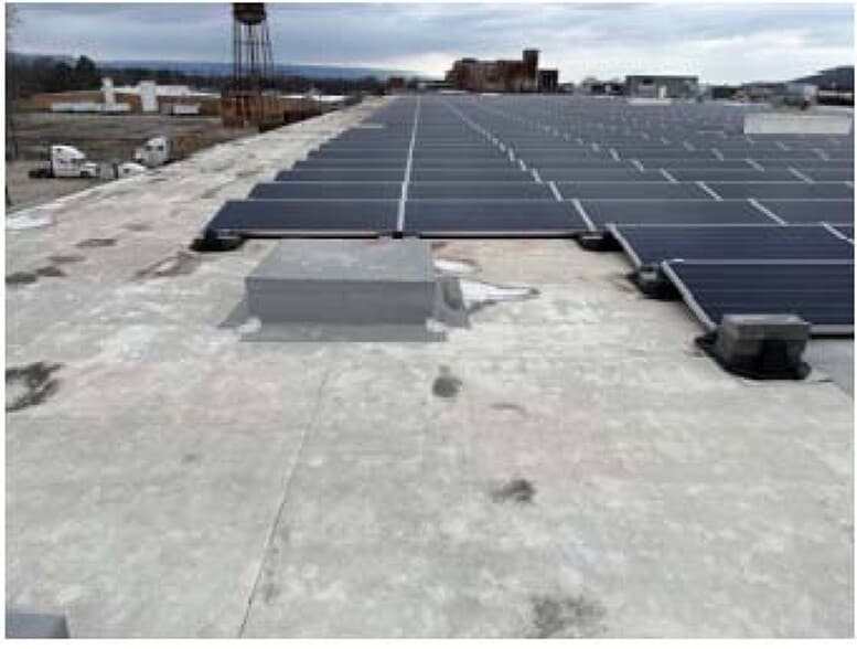 More Photos Of 105 Maple St, Rossville Light Distribution For Sale