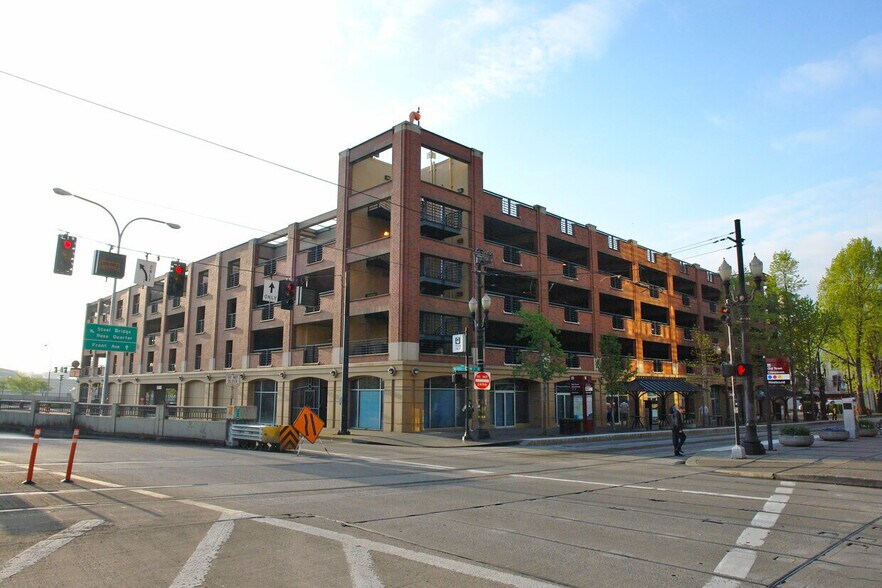 More Photos Of 202-210 NW 1st Ave, Portland Parking Garage For Lease