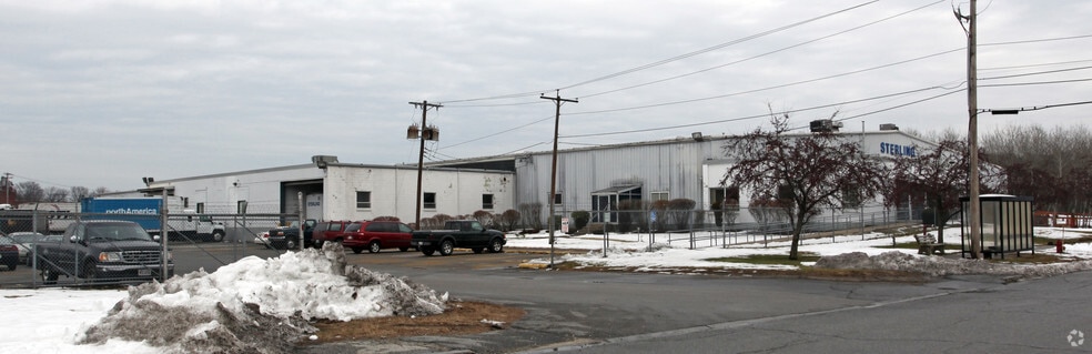 More Photos Of 263 Industrial Ave, Lowell Warehouse For Lease