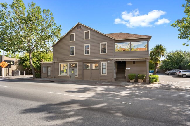 More Photos Of 241 El Camino Real, Menlo Park Storefront Retail Office For Sale