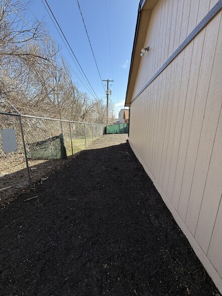 More Photos Of 1995 W Iliff Ave, Englewood Warehouse For Sale