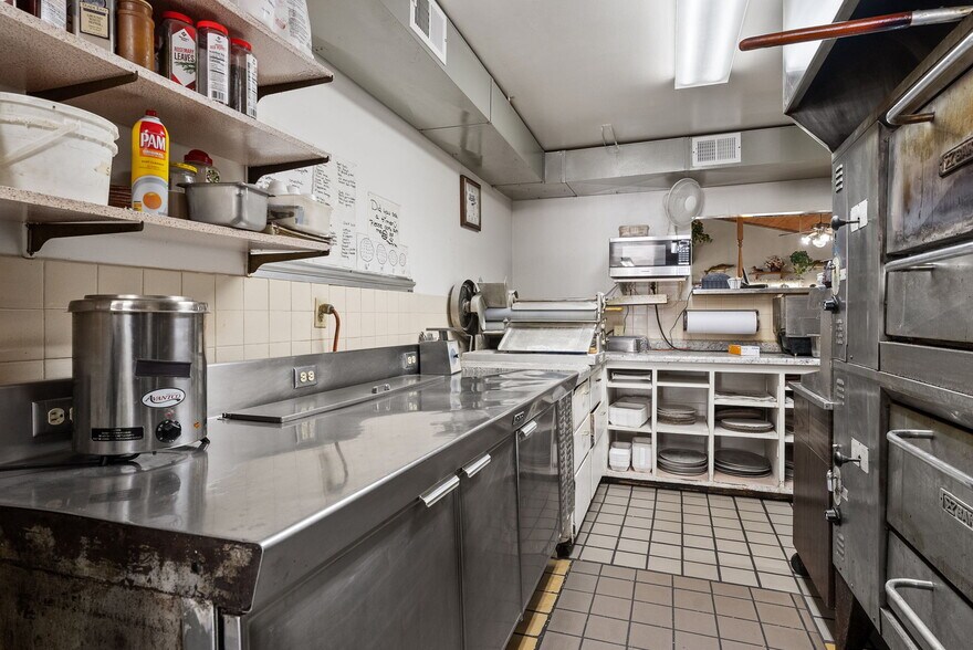 More Photos Of 6189 Tielens Rd, Dyckesville Restaurant For Sale