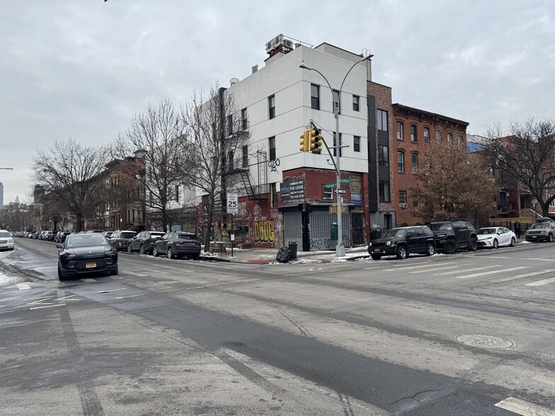 More Photos Of 446 Franklin Ave, Brooklyn Apartments For Sale