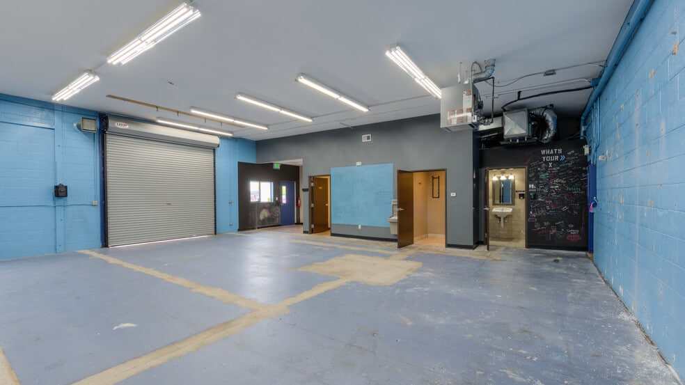More Photos Of 776 W Baseline Rd, Lafayette Warehouse For Lease