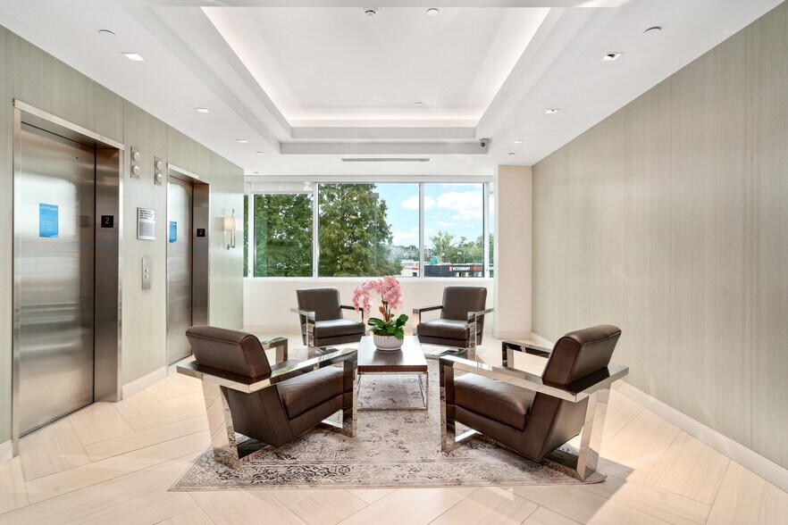 More Photos Of 3001-3003 Knox St, Dallas Unknown For Lease