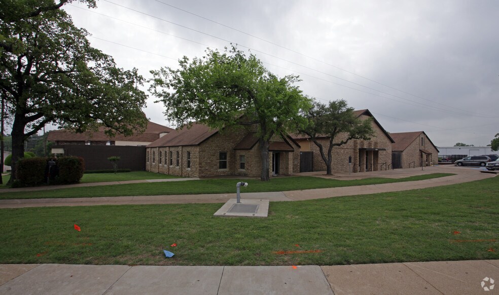 More Photos Of 4201 Little Rd, Arlington Religious Facility For Sale