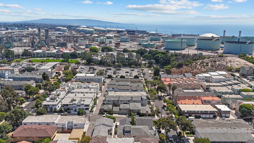 More Photos Of 144 Whiting St, El Segundo Apartments For Sale