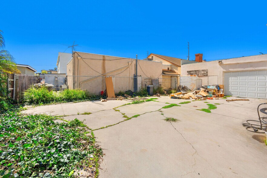 More Photos Of 24816-24820 Narbonne Ave, Lomita Storefront For Sale