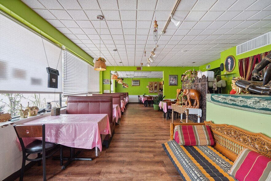 More Photos Of 395 Haywood Ln, Nashville Freestanding For Sale