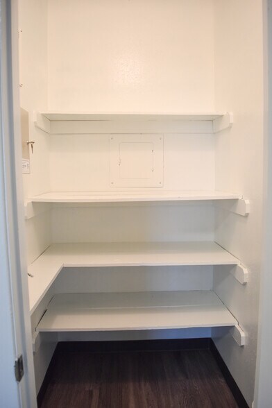 More Photos Of 1514 Ed Bluestein Blvd, Austin Unknown For Sale