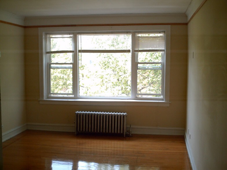 More Photos Of 7369-7379 N Damen Ave, Chicago Apartments For Sale