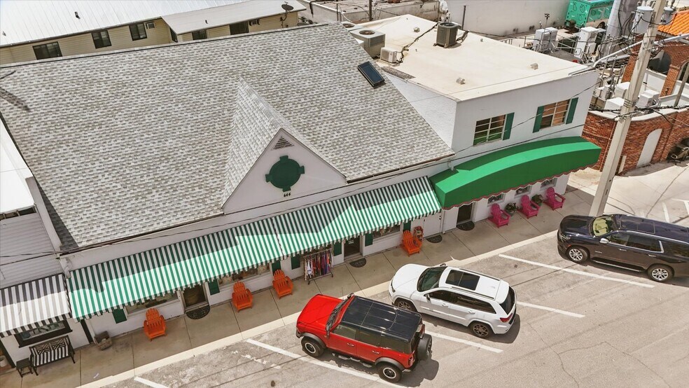 More Photos Of 444 4th St E, Boca Grande Freestanding For Sale