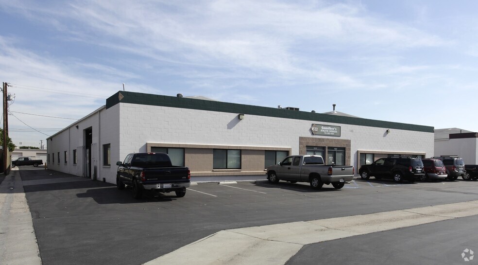 Primary Photo Of 1622-1632 N Missile Way, Anaheim Manufacturing For Lease