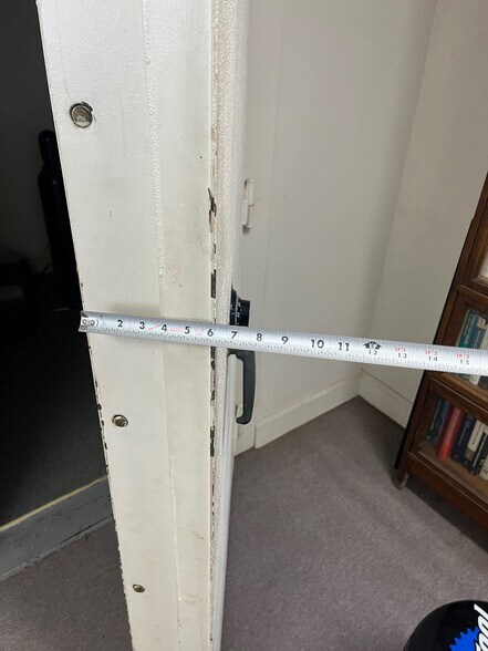 More Photos Of 735 Park Dr, Alton Office For Sale