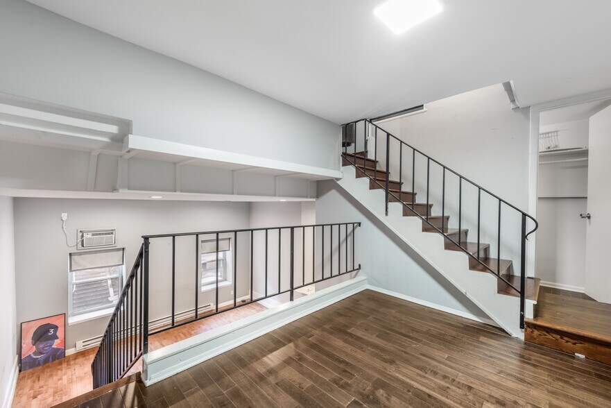 More Photos Of 2015 Walnut St, Philadelphia Apartments For Sale