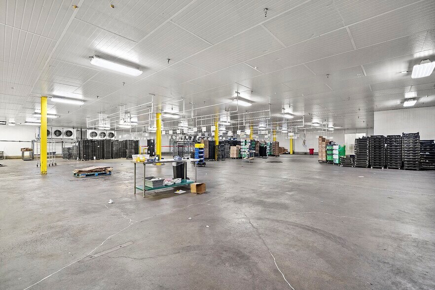 More Photos Of 333 N Euclid Way, Anaheim Food Processing For Lease