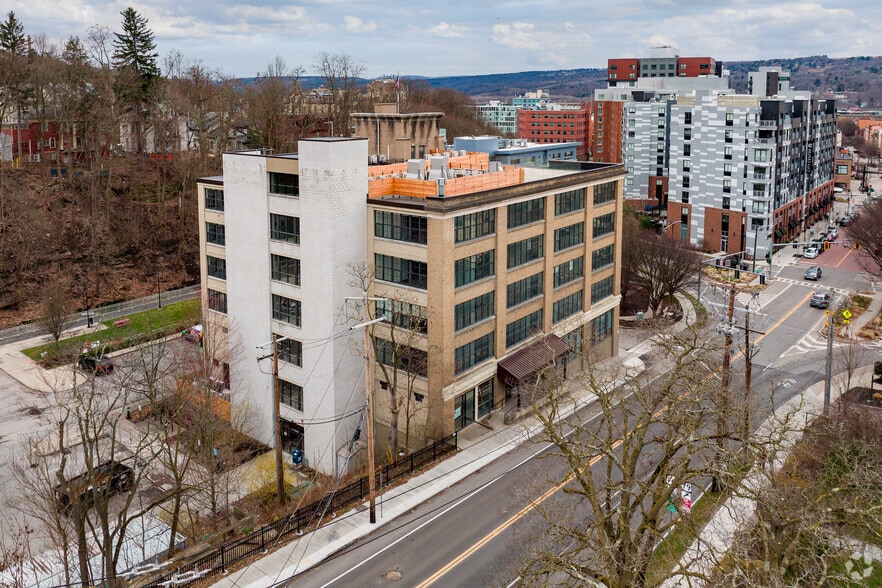 More Photos Of 401 E State St, Ithaca Apartments For Lease