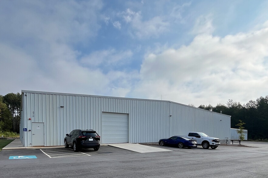 More Photos Of 670 Old Hull, Athens Flex For Lease