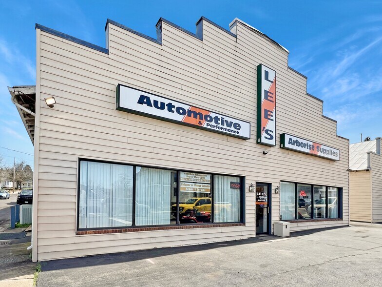 More Photos Of 511-515 N Main St, Culpeper Auto Dealership For Sale