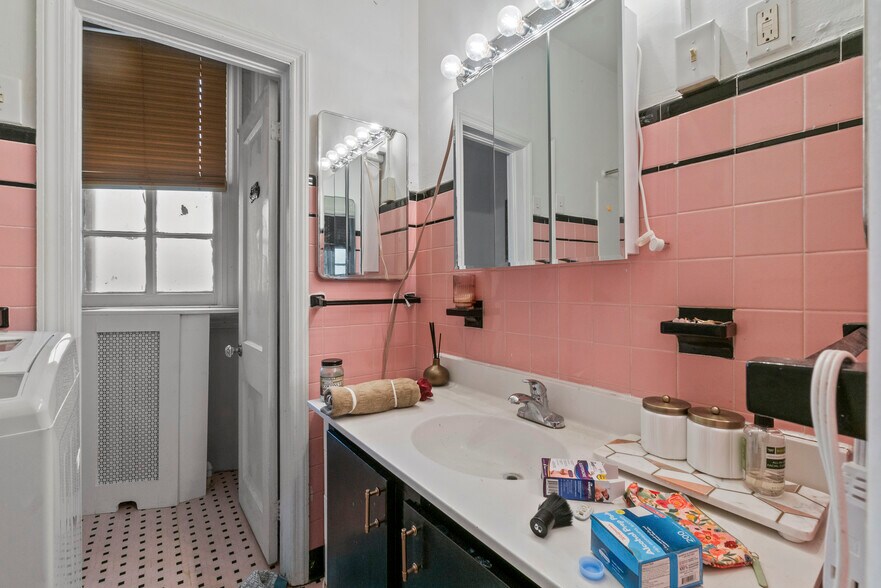 More Photos Of , Baltimore Multifamily For Sale