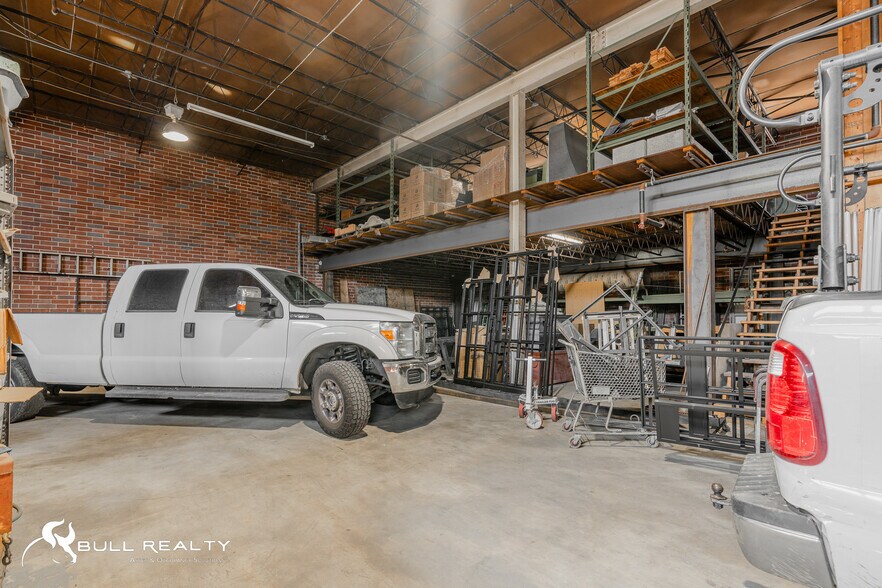 More Photos Of 979 Donnelly Ave SW, Atlanta Warehouse For Sale