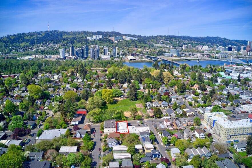 More Photos Of 3384 SE Milwaukie Ave, Portland General Retail For Sale