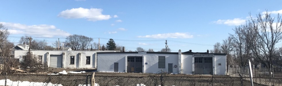Primary Photo Of 155 Adeline St, New Haven Warehouse For Sale
