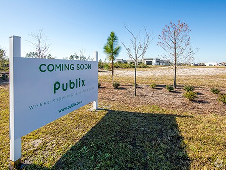 More Photos Of 8403 W Bay Pky, Panama City Supermarket For Lease